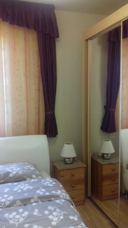 Benelise Apartman เฮวิซ ภายนอก รูปภาพ
